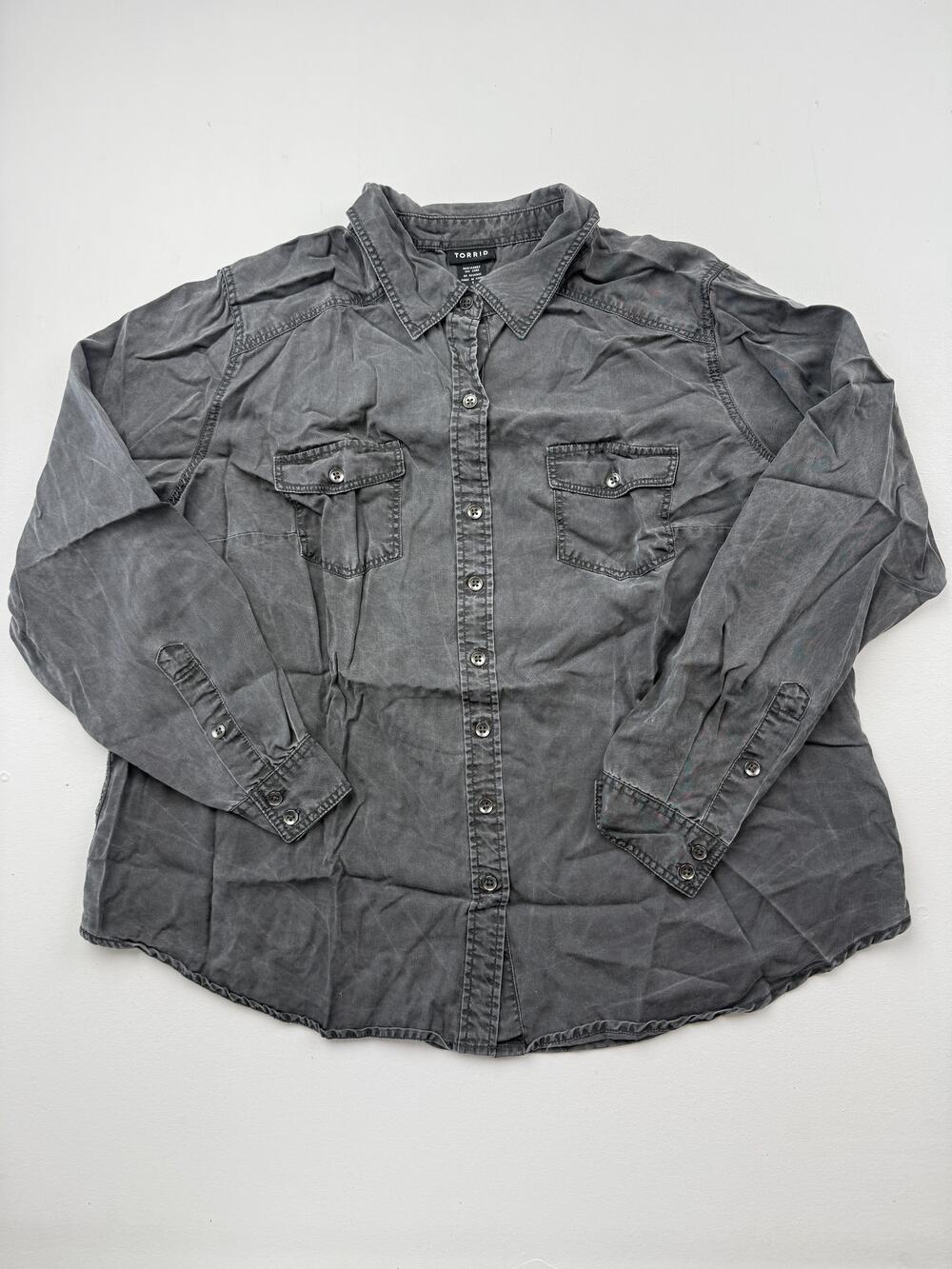 Torrid Button Up Shirt Womens 1x Gray Collared Long Sleeve Utility Casual Top